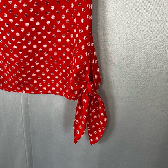 Women's Chico's Red & White Polka Dot Side Tie Cap Sleeve Blouse- Size 0- Small - Picture 4 of 5